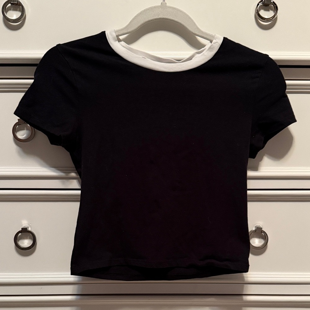 Abercrombie & Fitch Essential Baby Tee